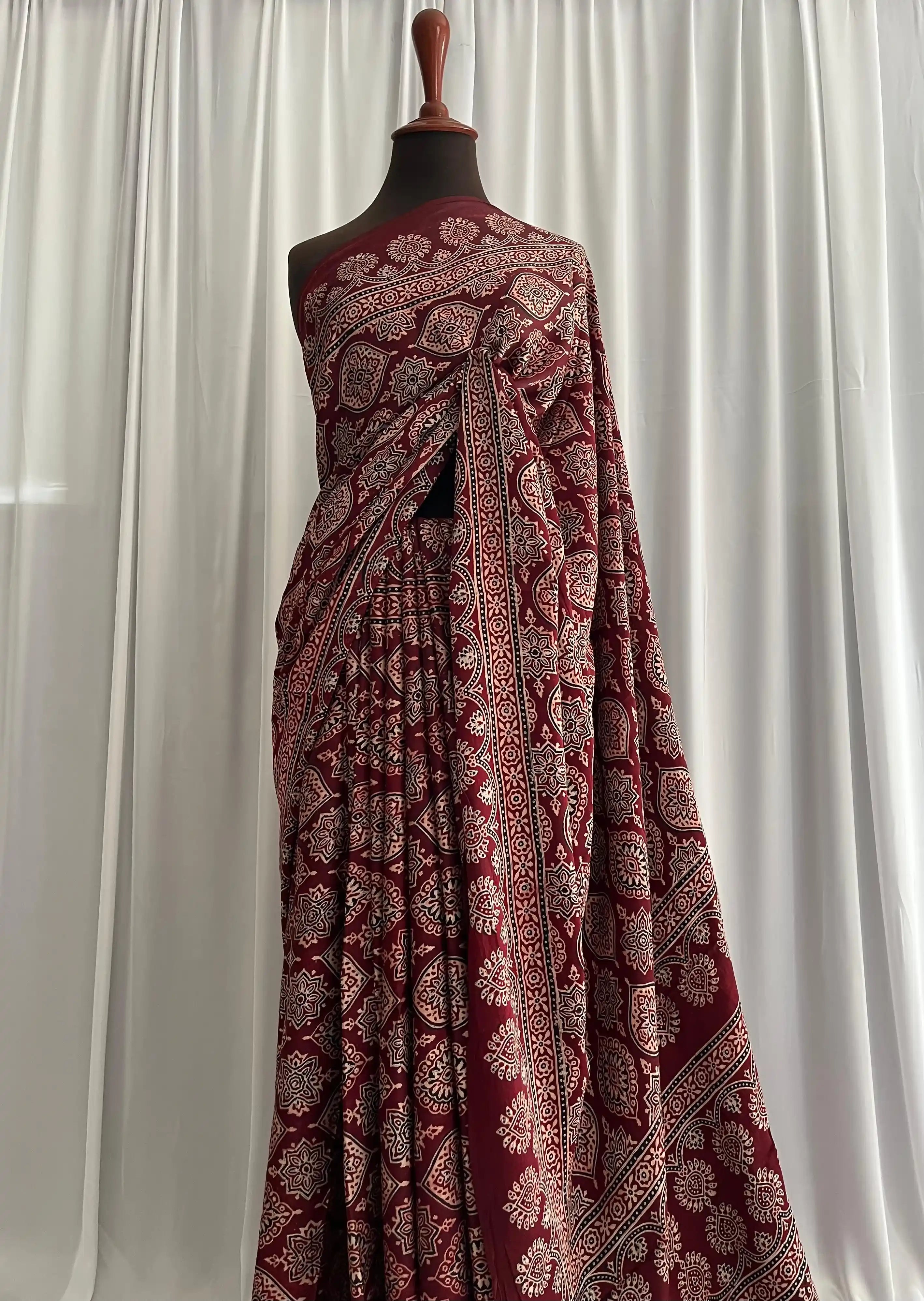 Ajrak: Sila
