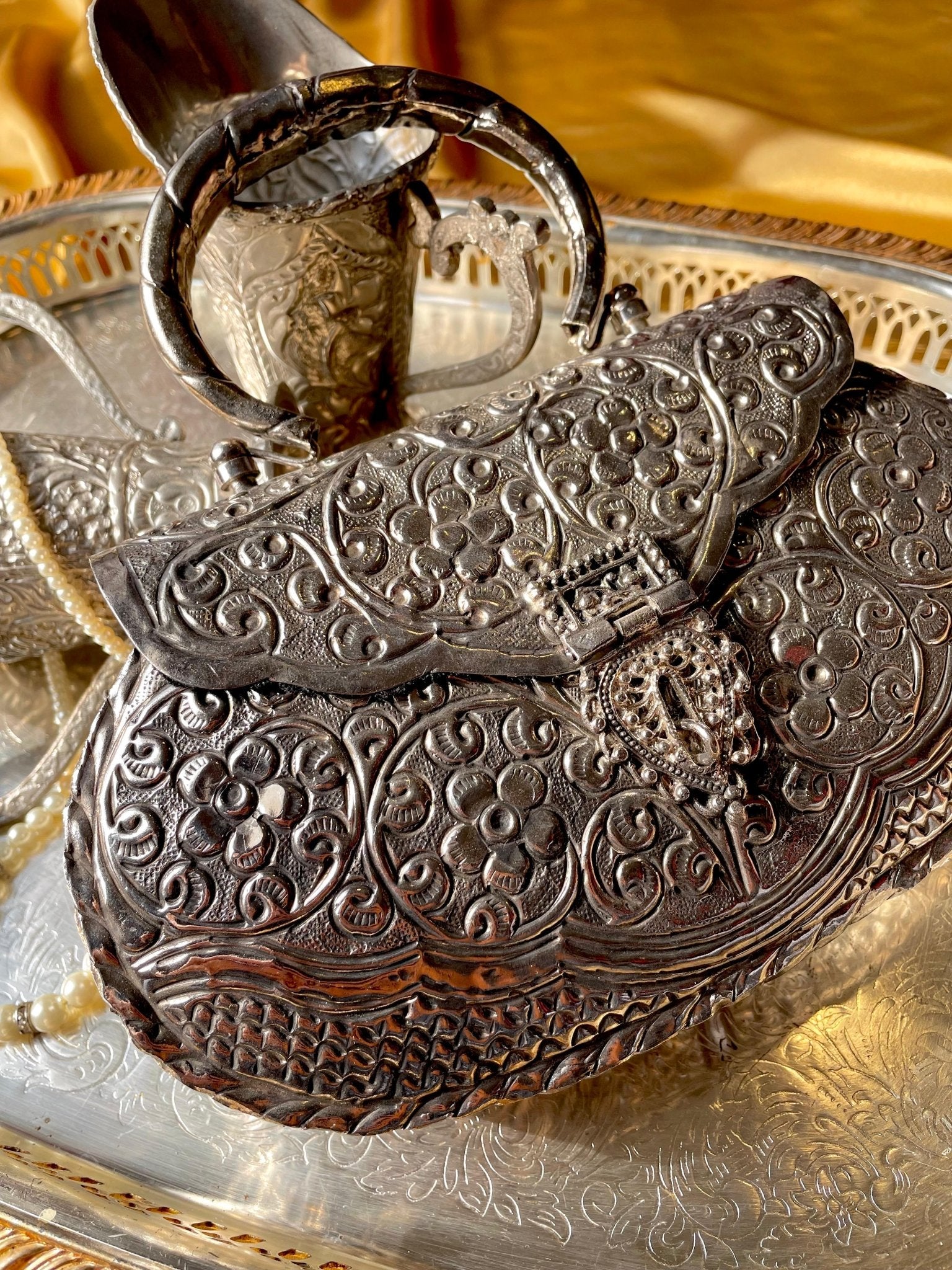 Feroza Silver Clutch