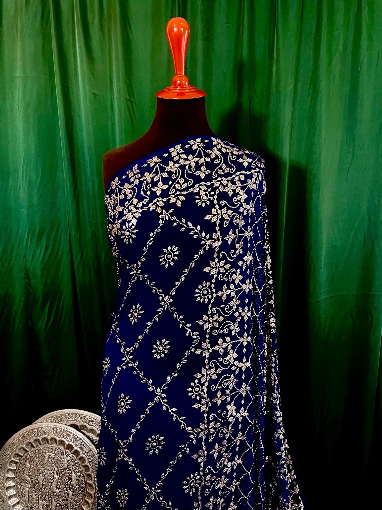 Kamdani Muqaish: Isya