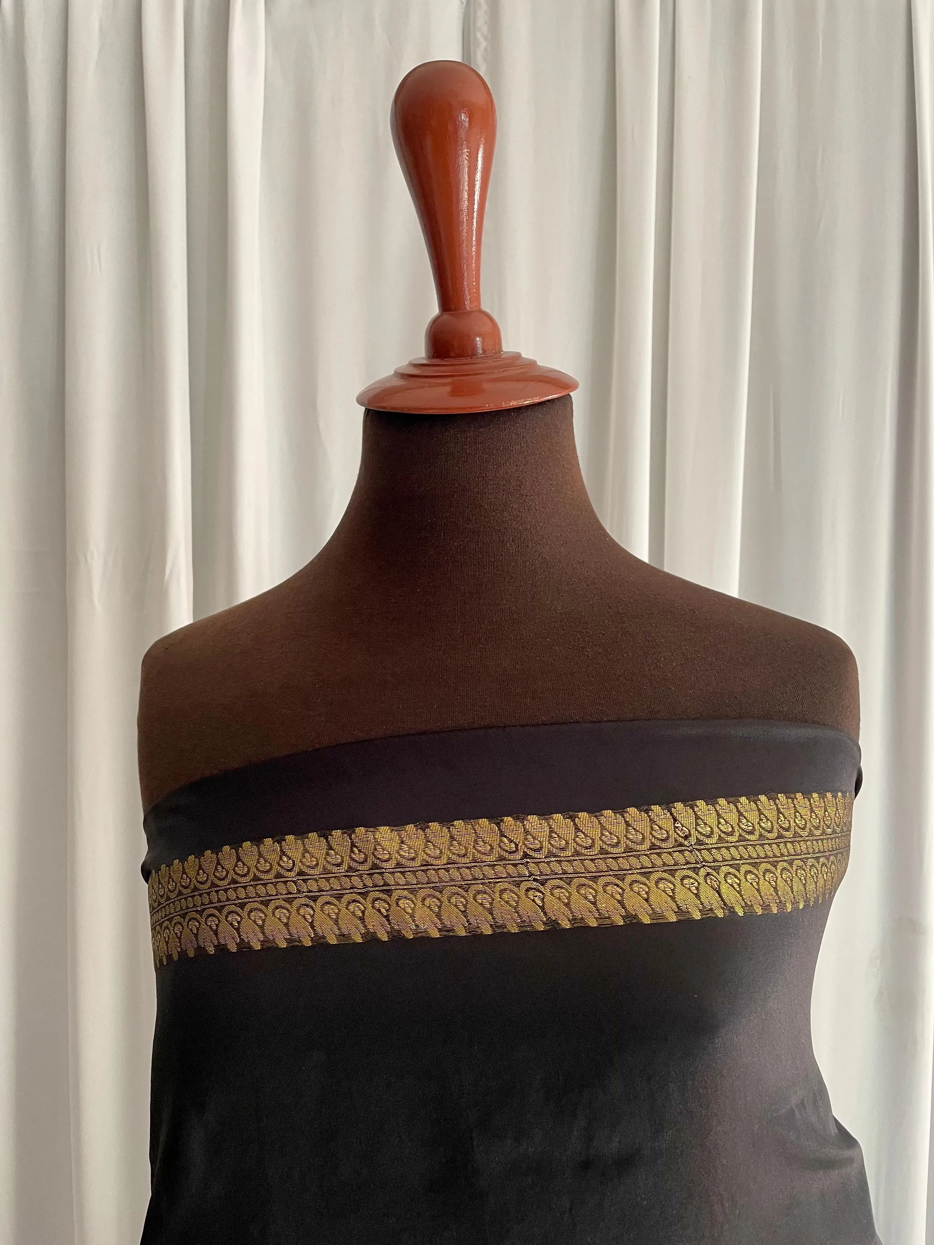 Banarsi Chiffon: Chandni