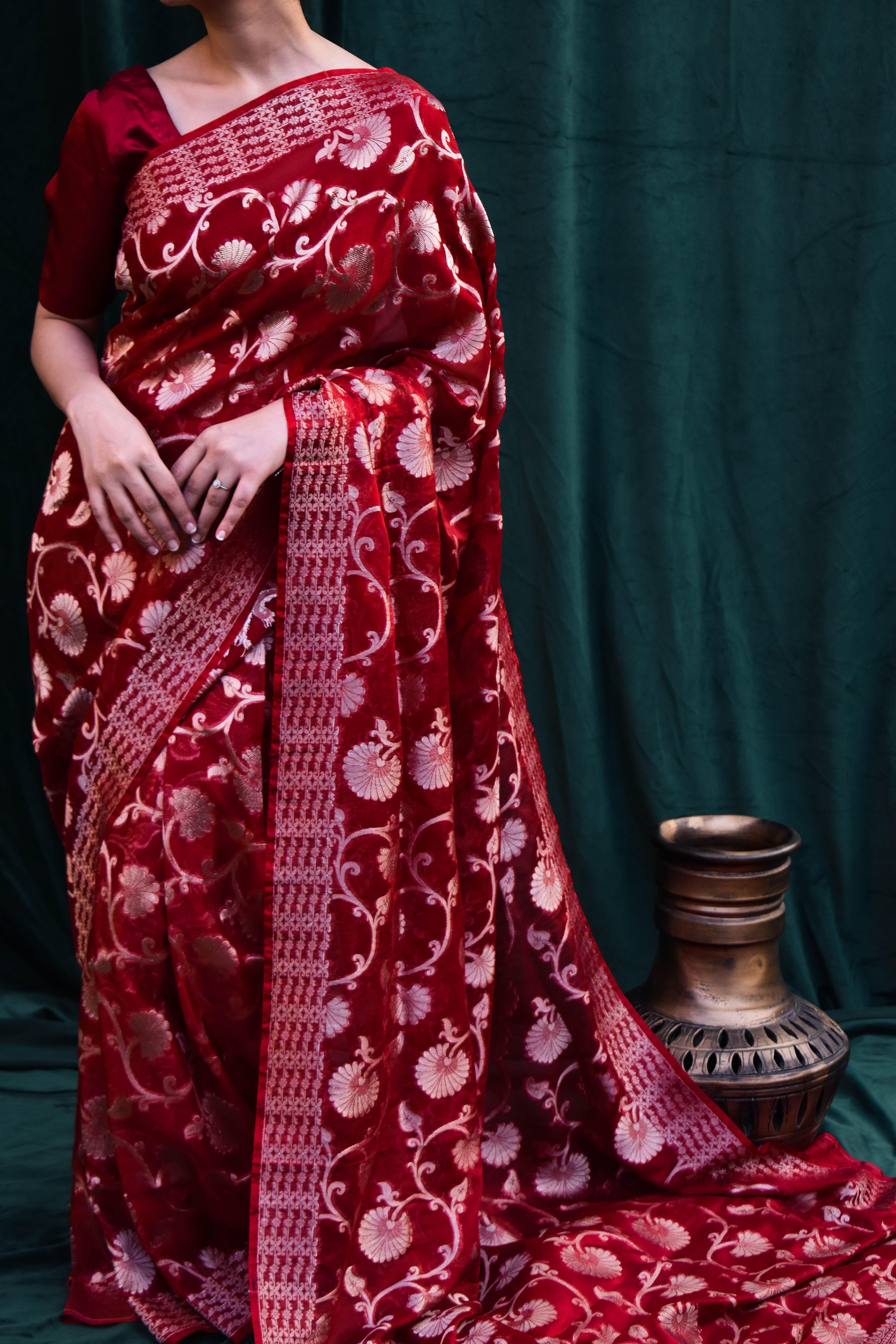 Banarsi Chiffon: Laali