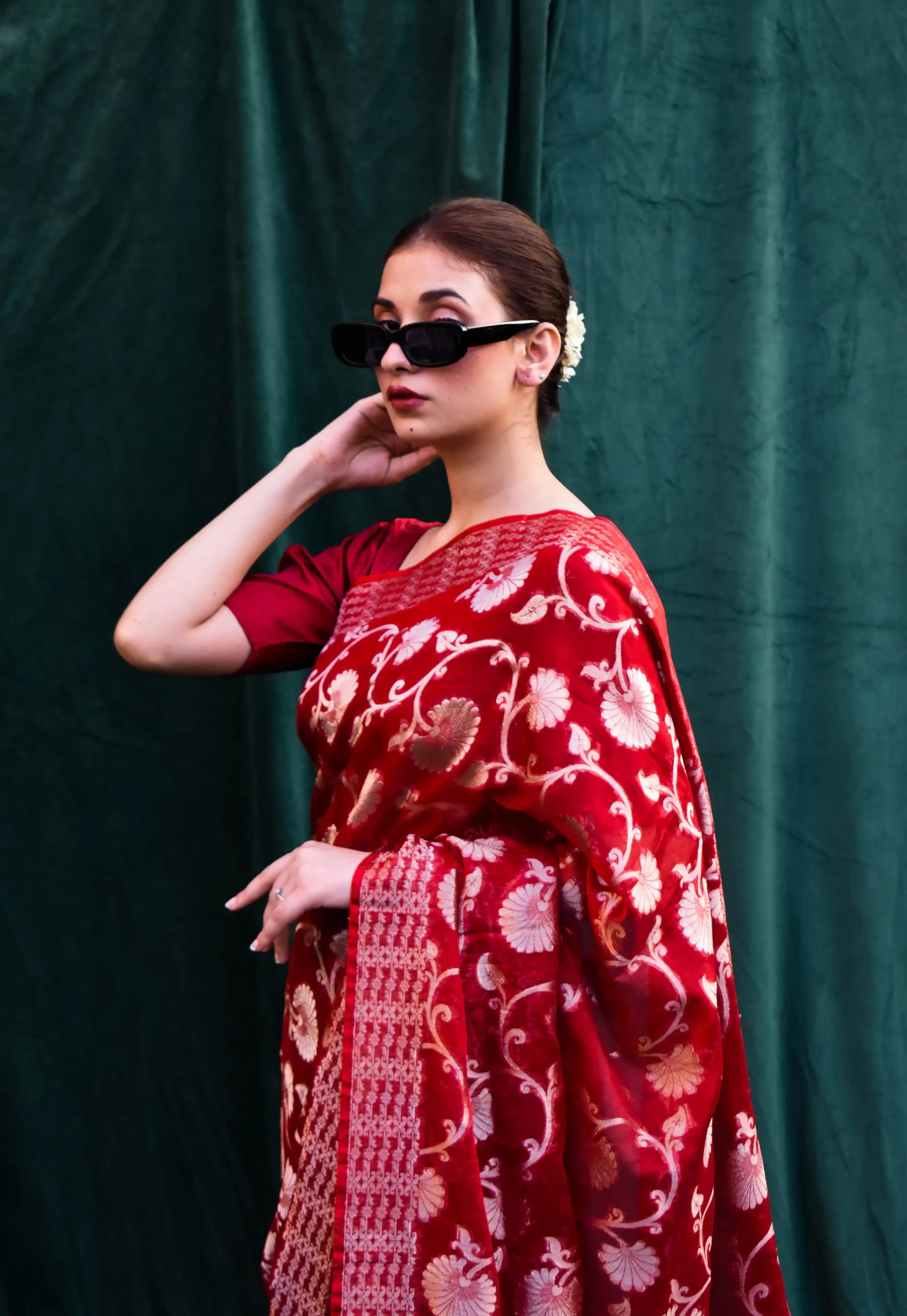 Banarsi Chiffon: Laali