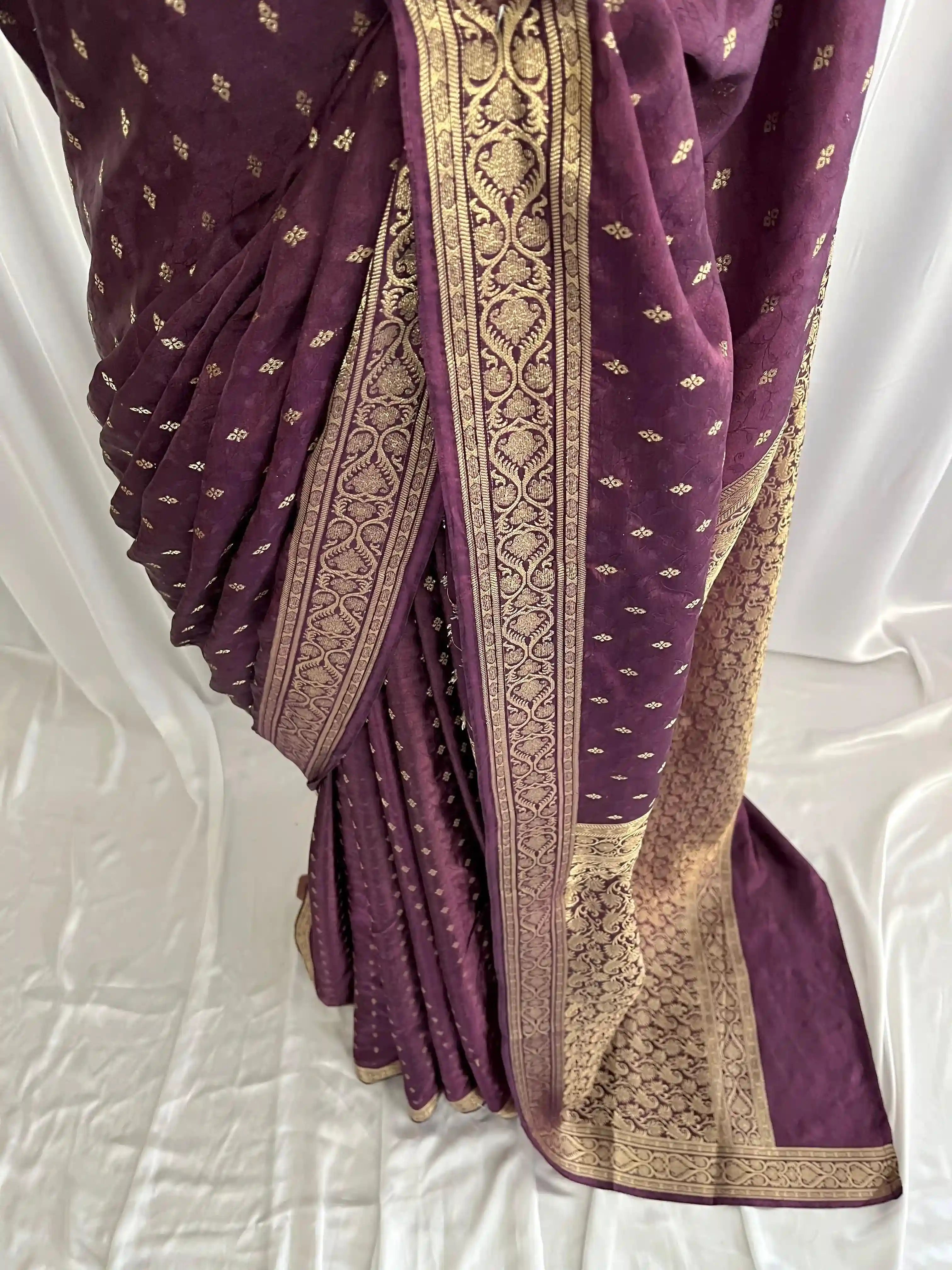 Jamavar Banarsi Silk: Zyra