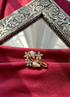 Saari Brooch - Bloomé