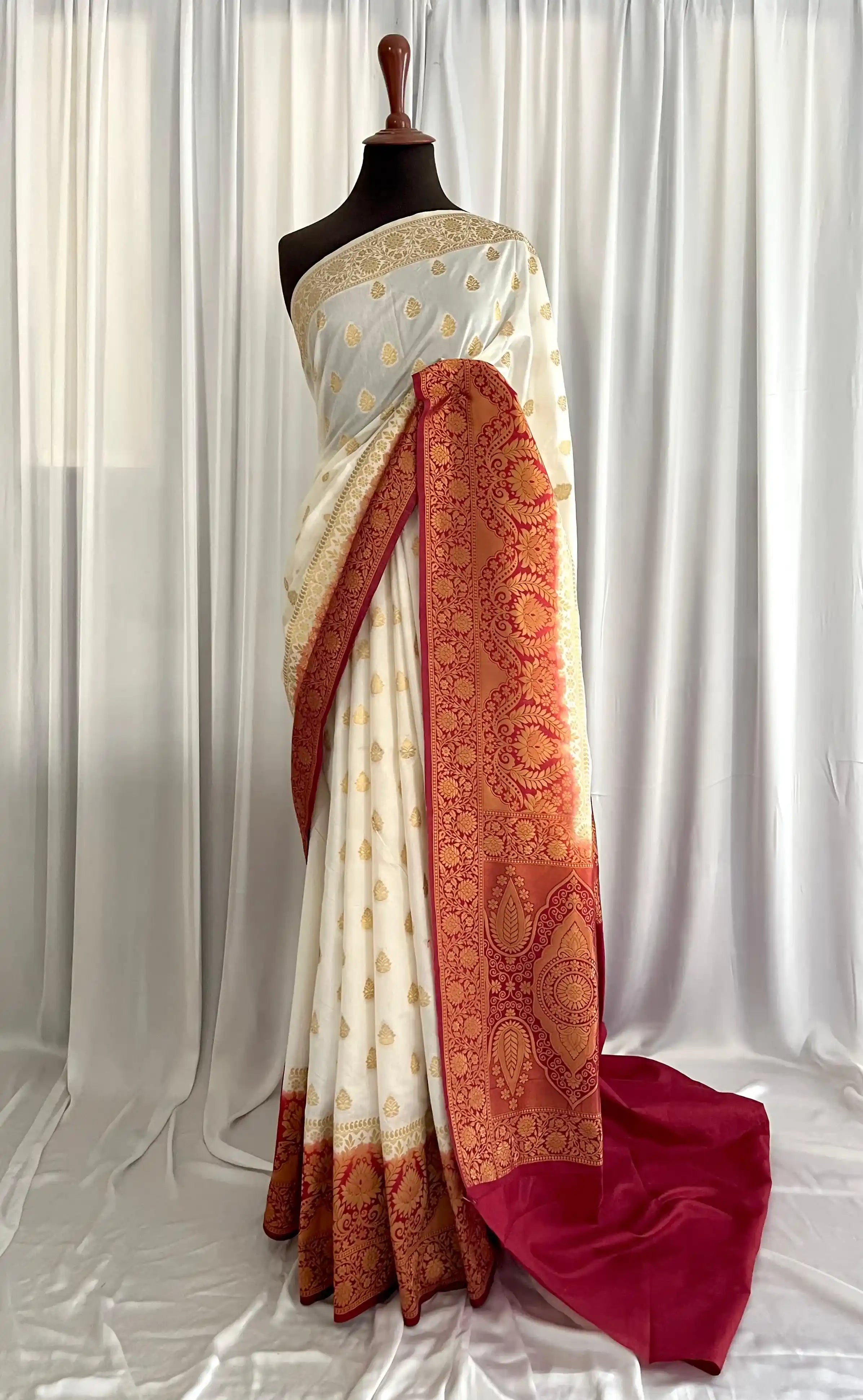 Devdas Banarsi Silk : Madhuri