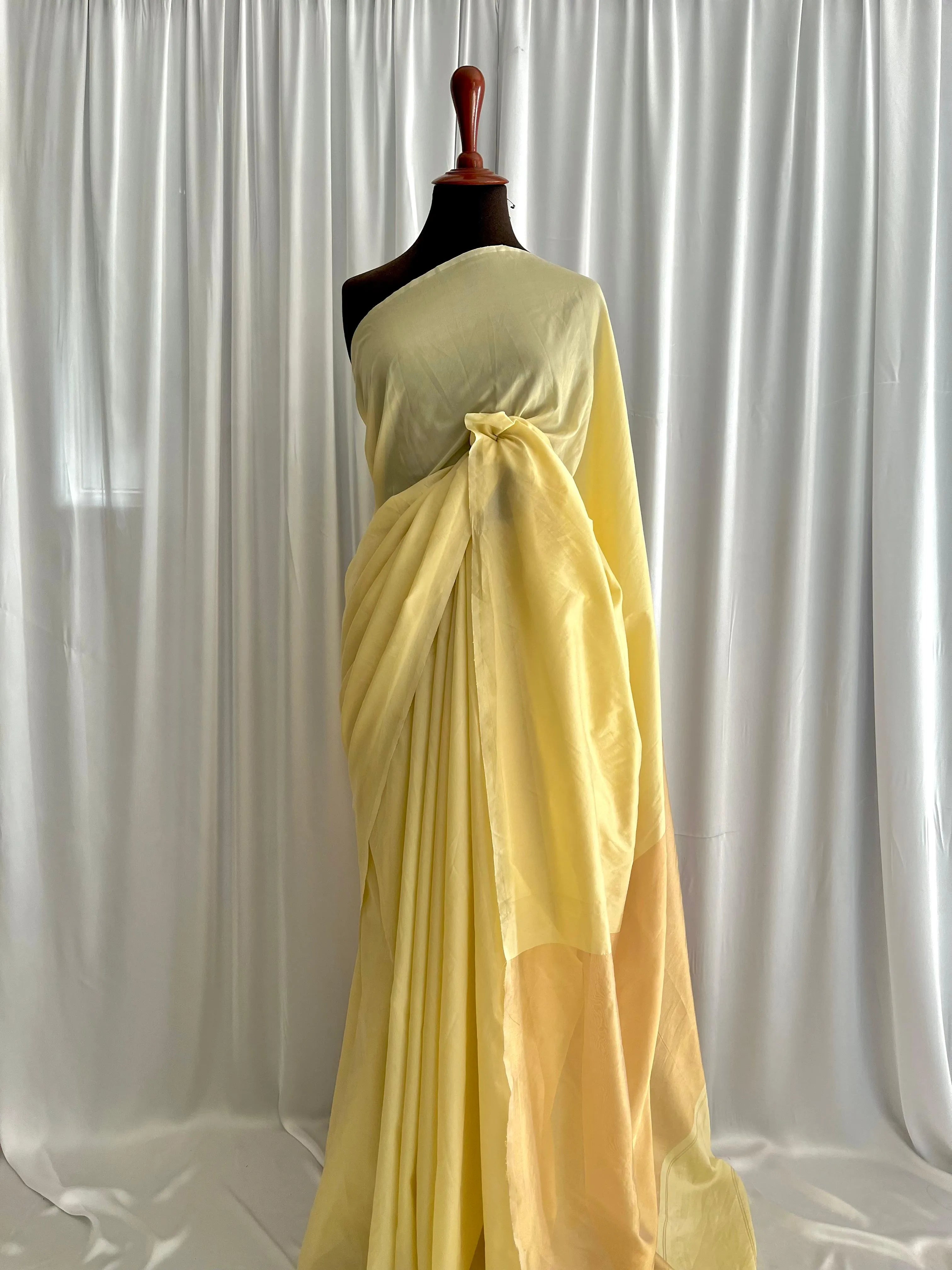 Luxe Silk: Elaris