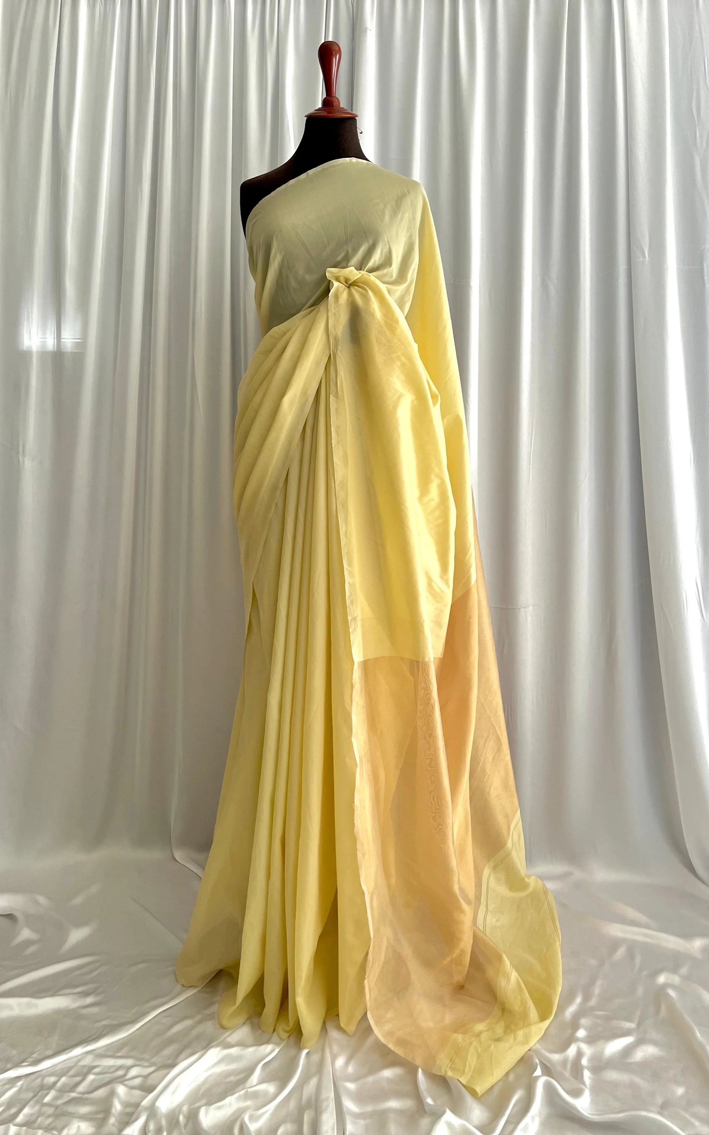 Luxe Silk: Elaris