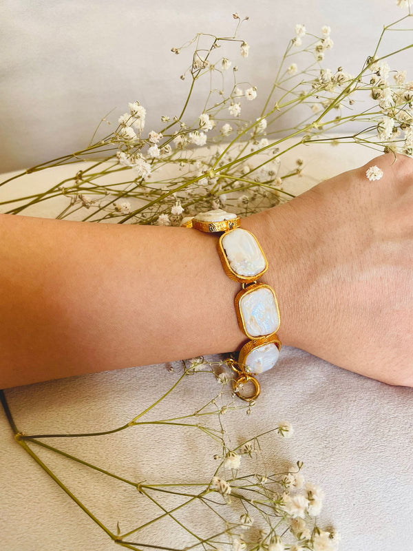 Gold Plated Bracelet: Baroque Pearl