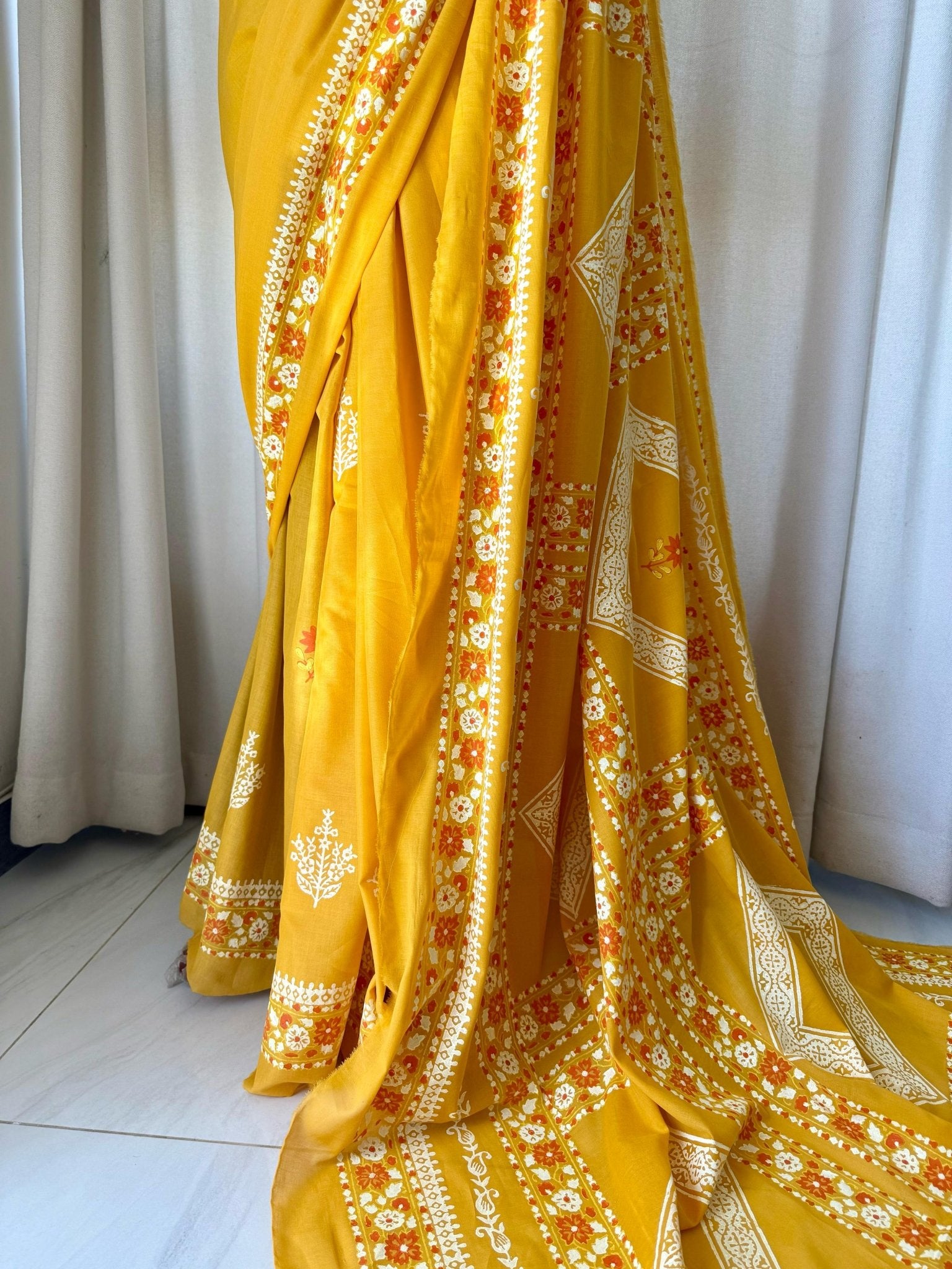 Hand-Blocked Cotton: Dahlia