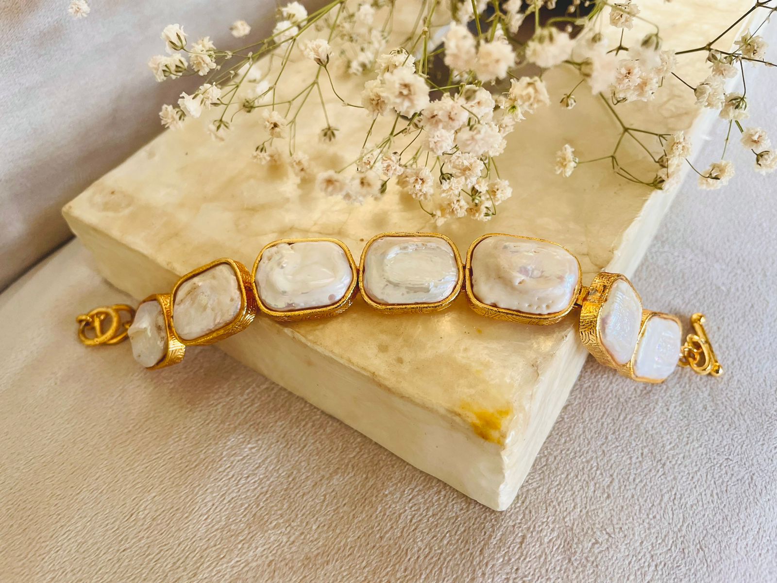 Gold Plated Bracelet: Baroque Pearl