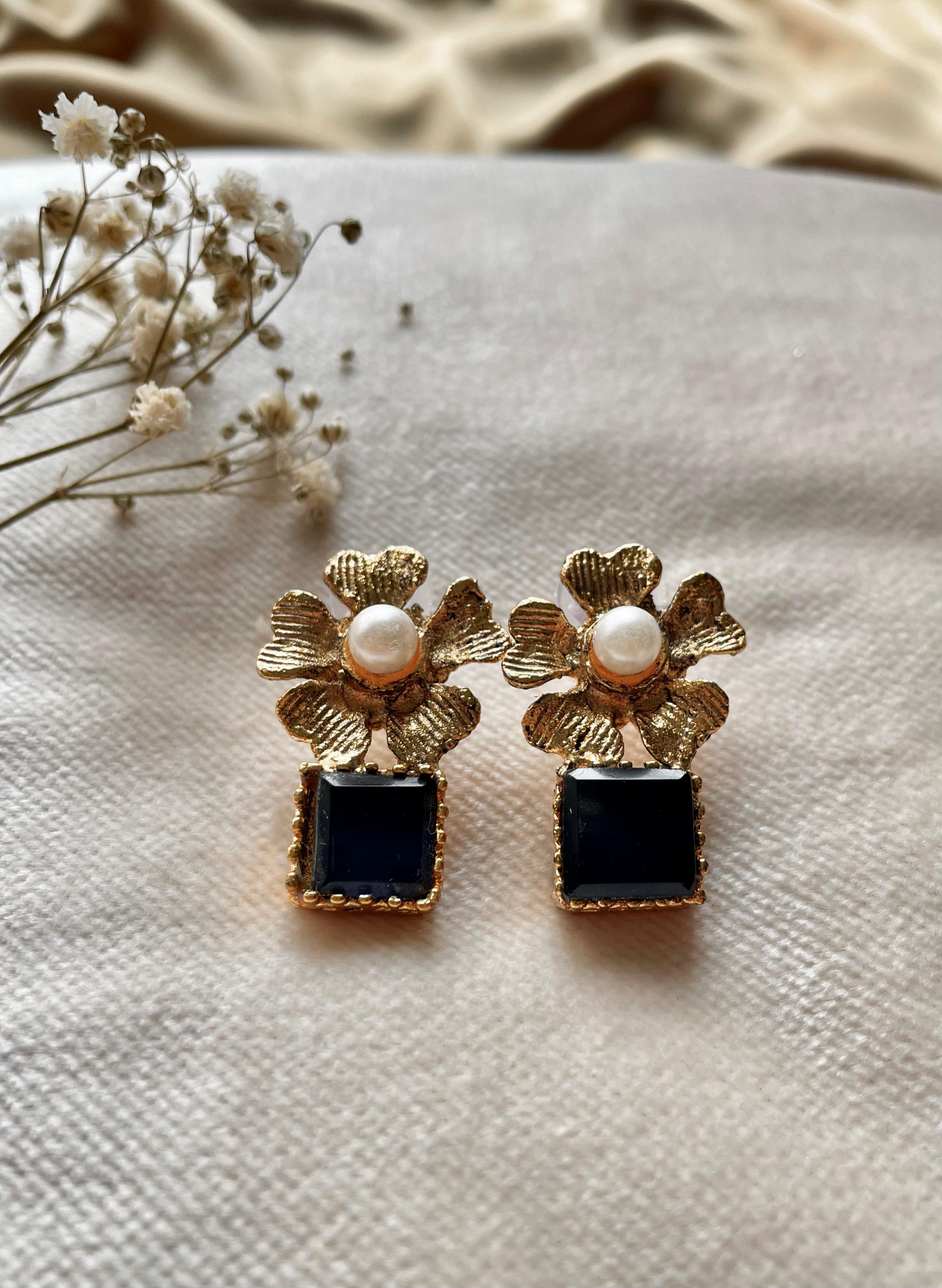 Gold Plated Onyx Pearl Flower Studs