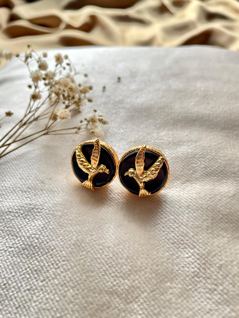 Dove Onyx Studs