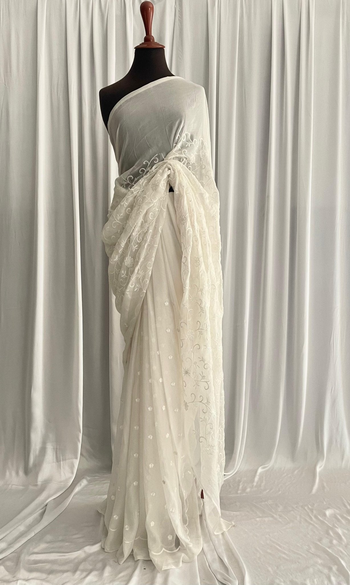 Embroidered Chiffon: Aafreen