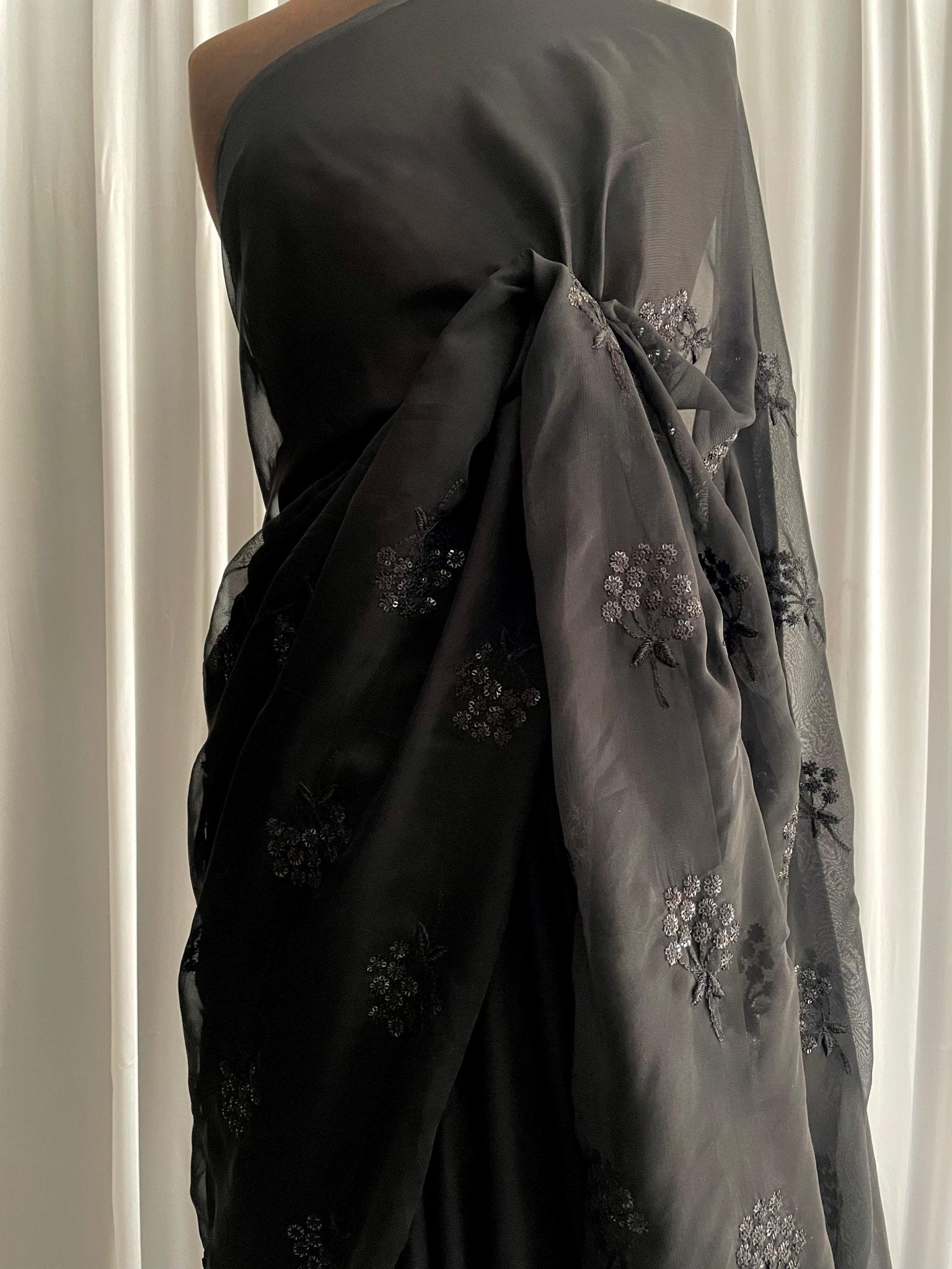 Embroidered Chiffon: Hina