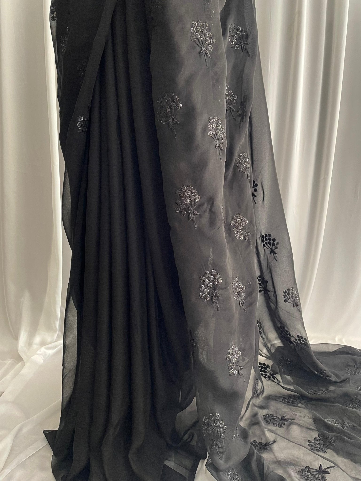 Embroidered Chiffon: Hina
