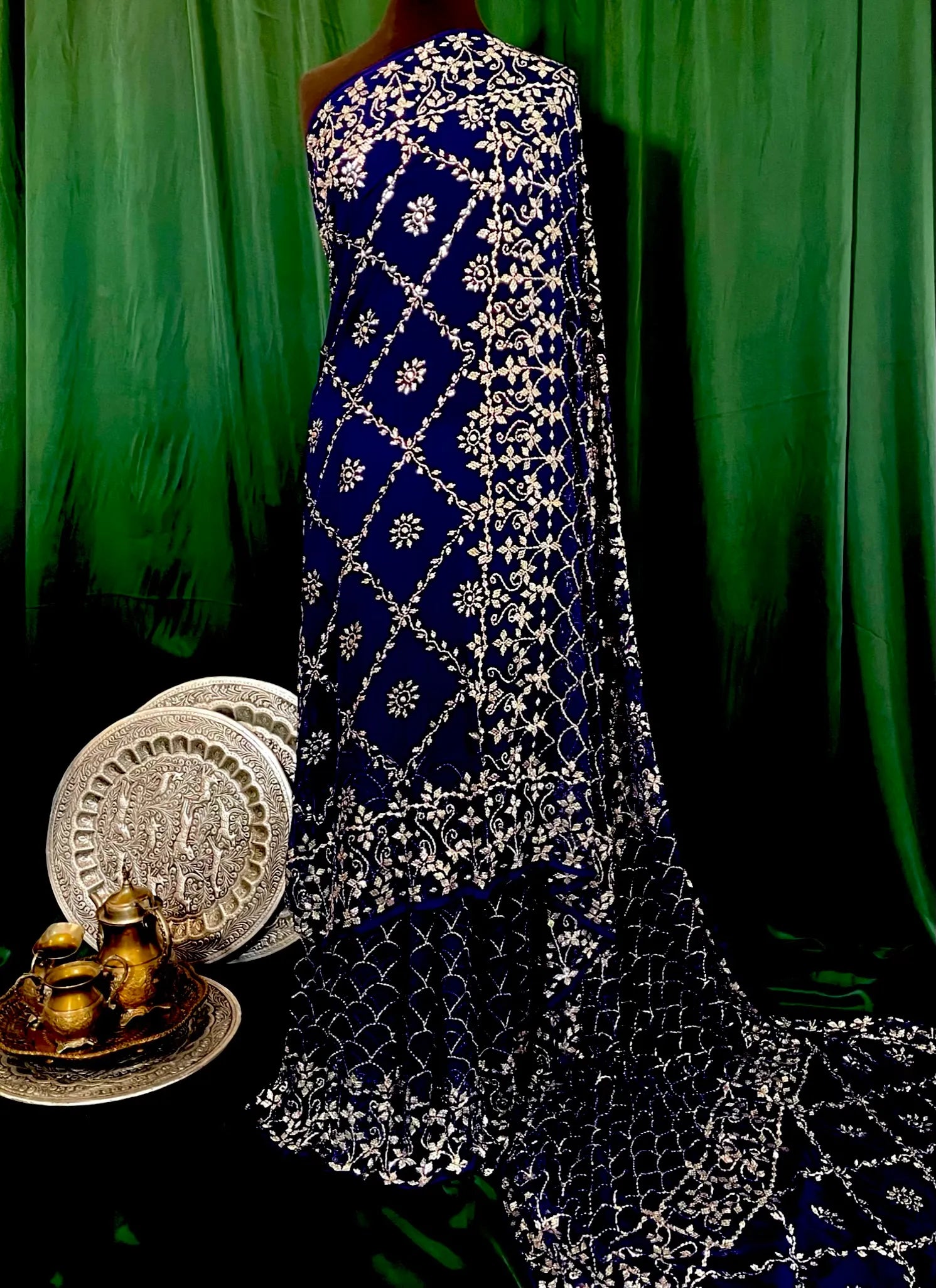 Kamdani Muqaish: Pooja