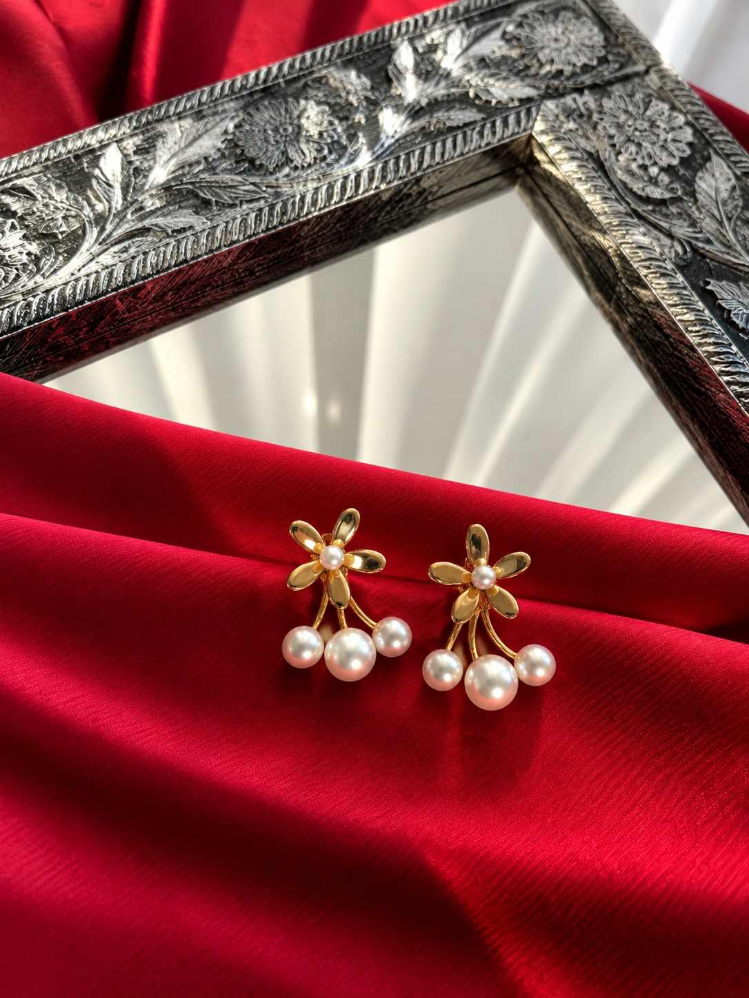 Lilou Earrings