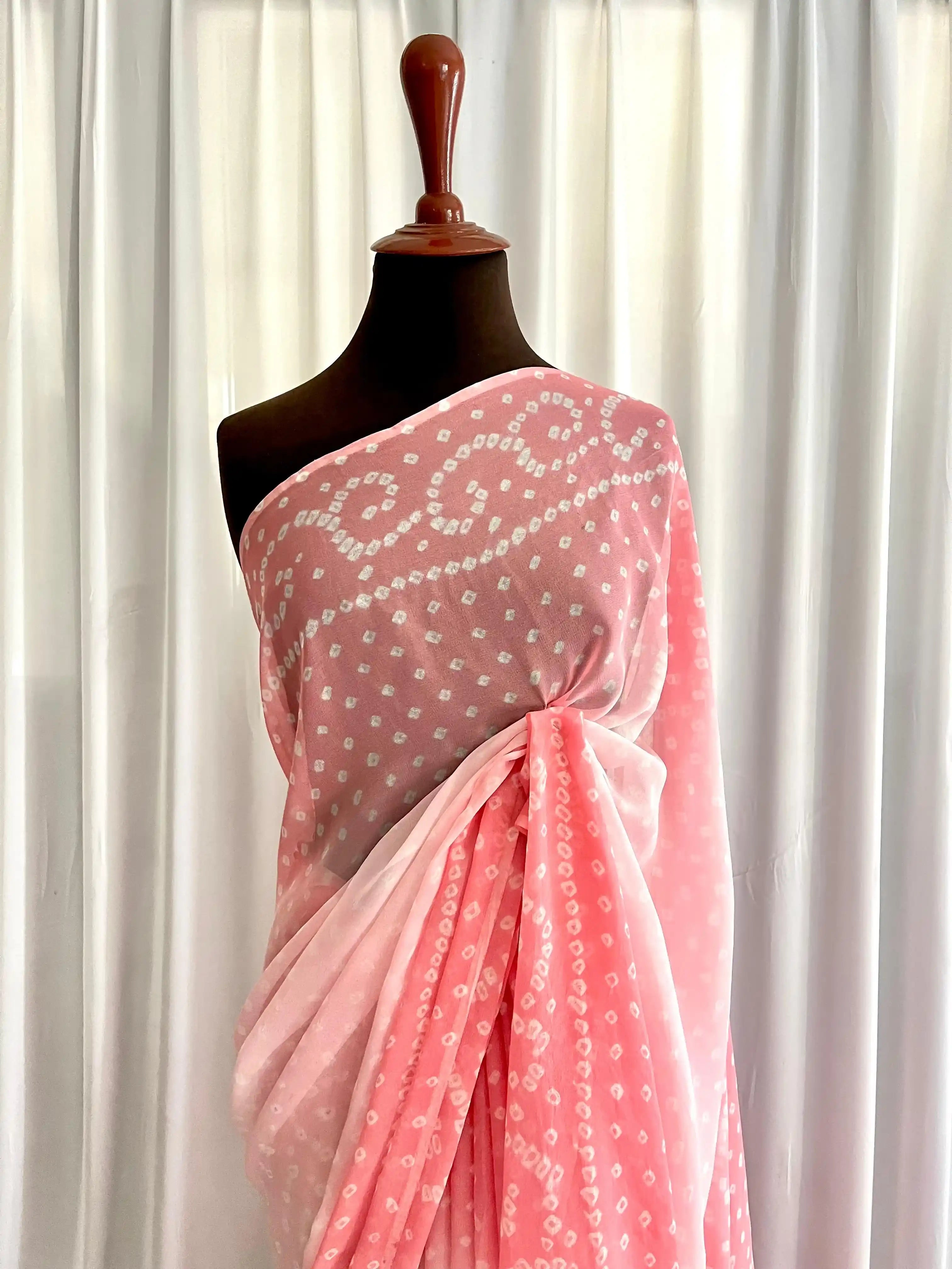 Hand-tied Chunri: Sahira