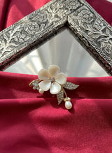 Saari Brooch - Rosyra