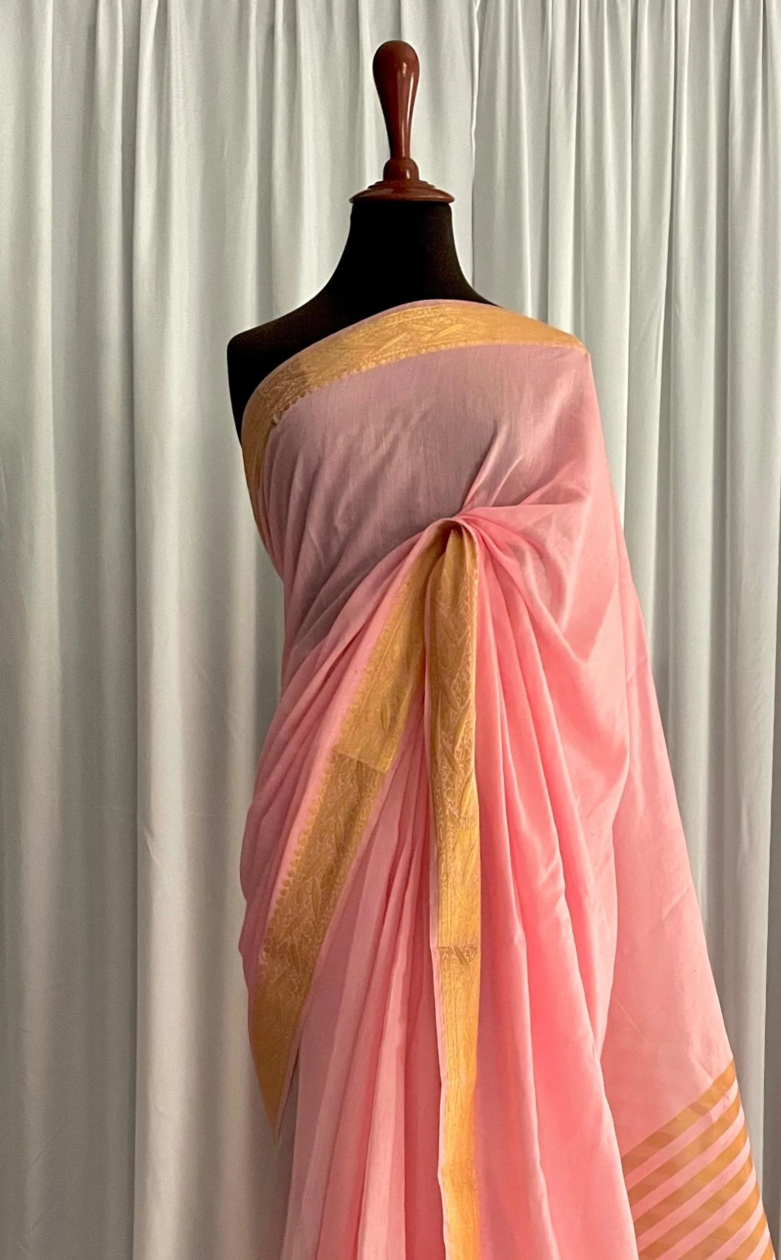 Rozana Saari: Narmeen نرمین