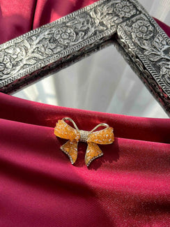 Saari Brooch - Glow Bow