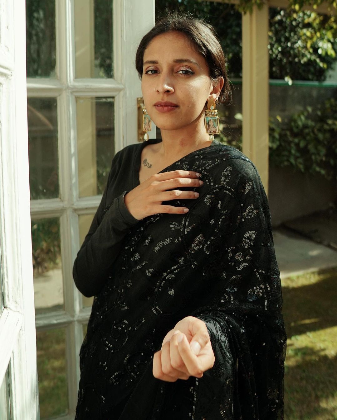 Koh-e-Noor: Sequins Net Black
