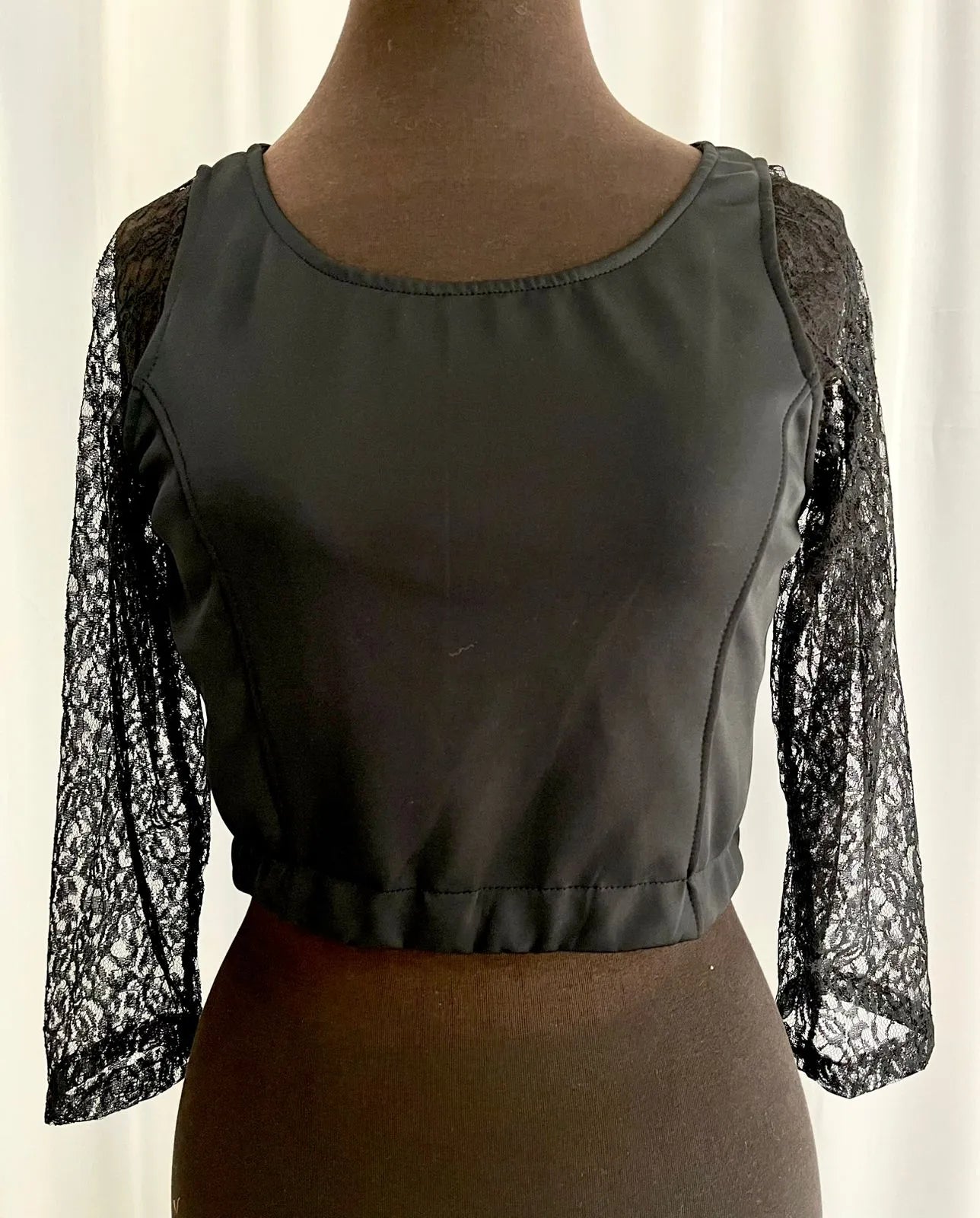 Stretchable Dark Bloom