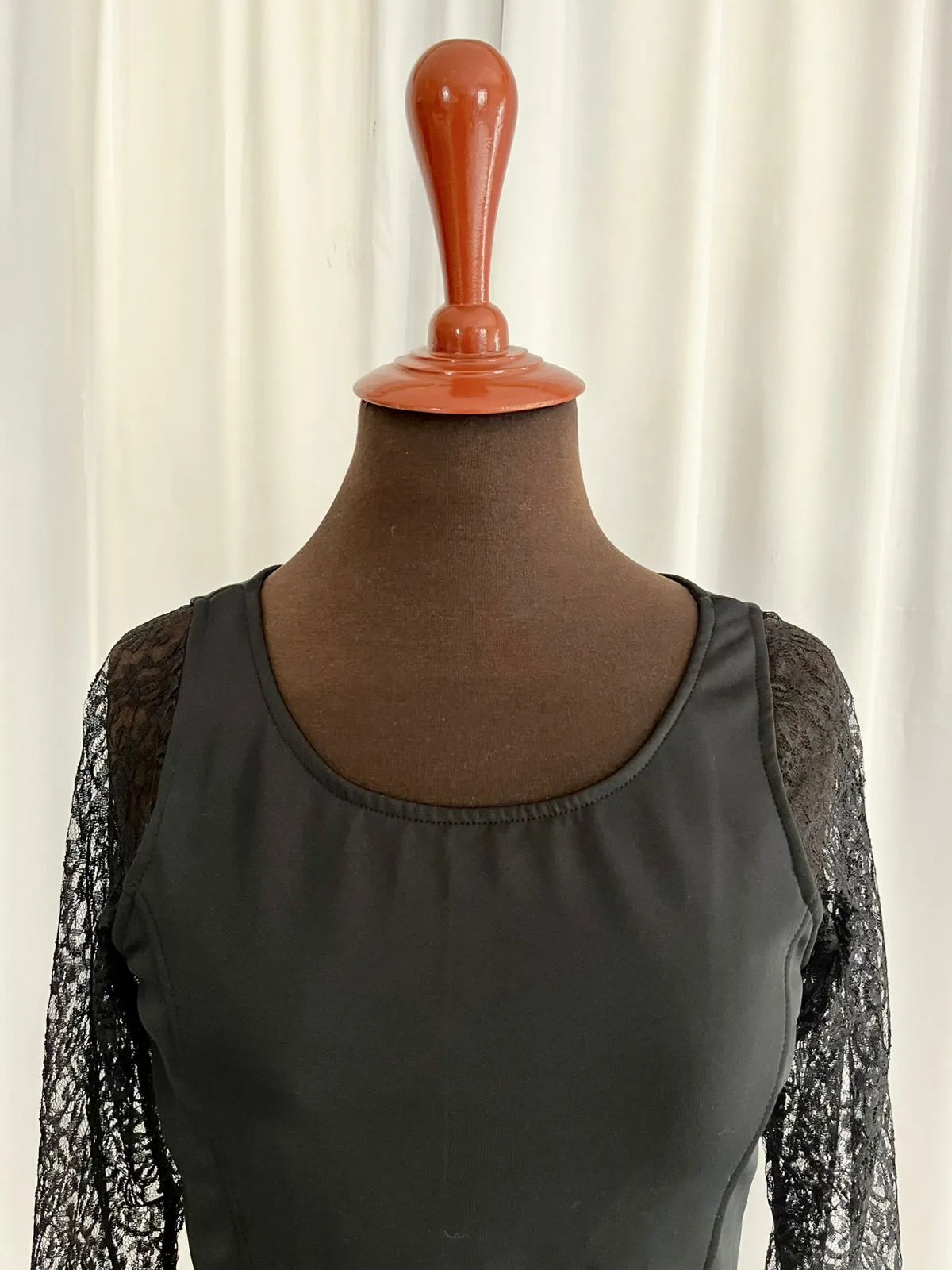 Stretchable Dark Bloom