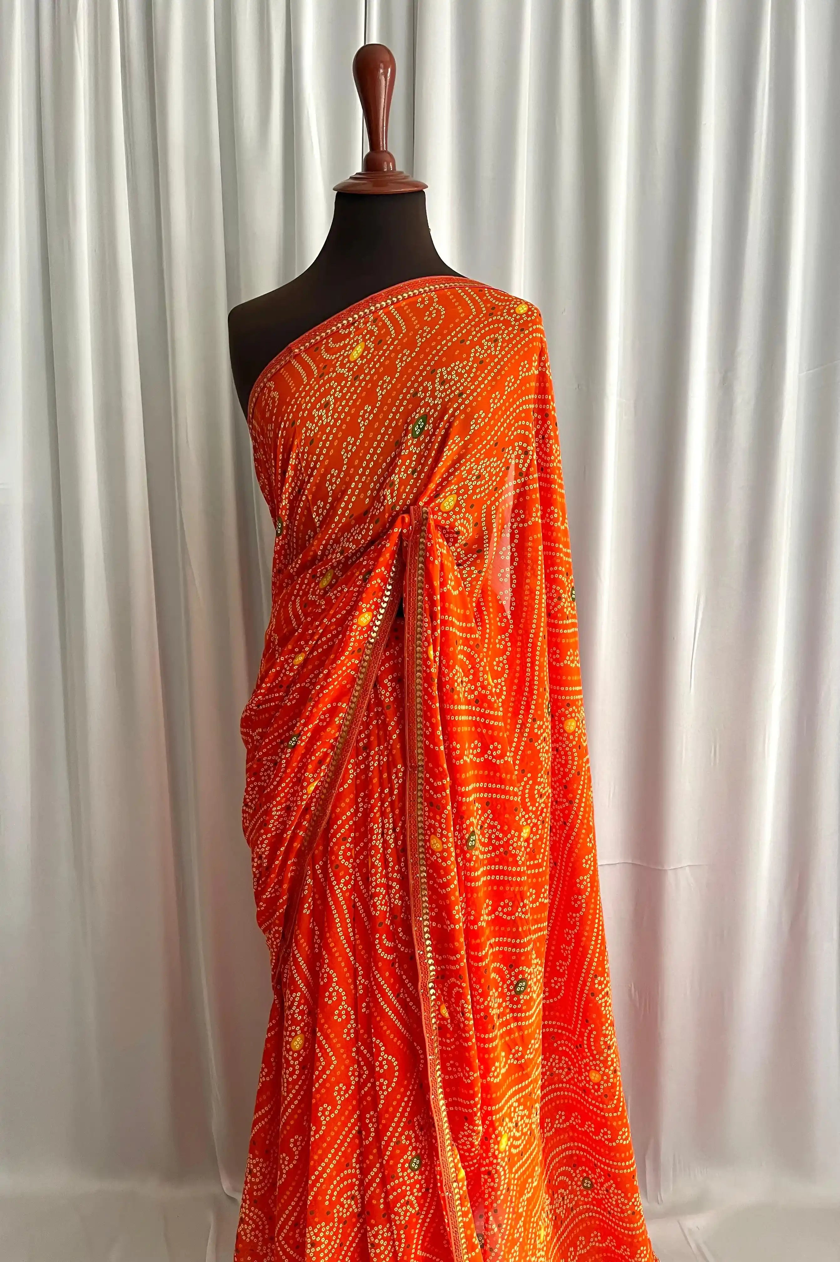 Chiffon Chunri: Tiva