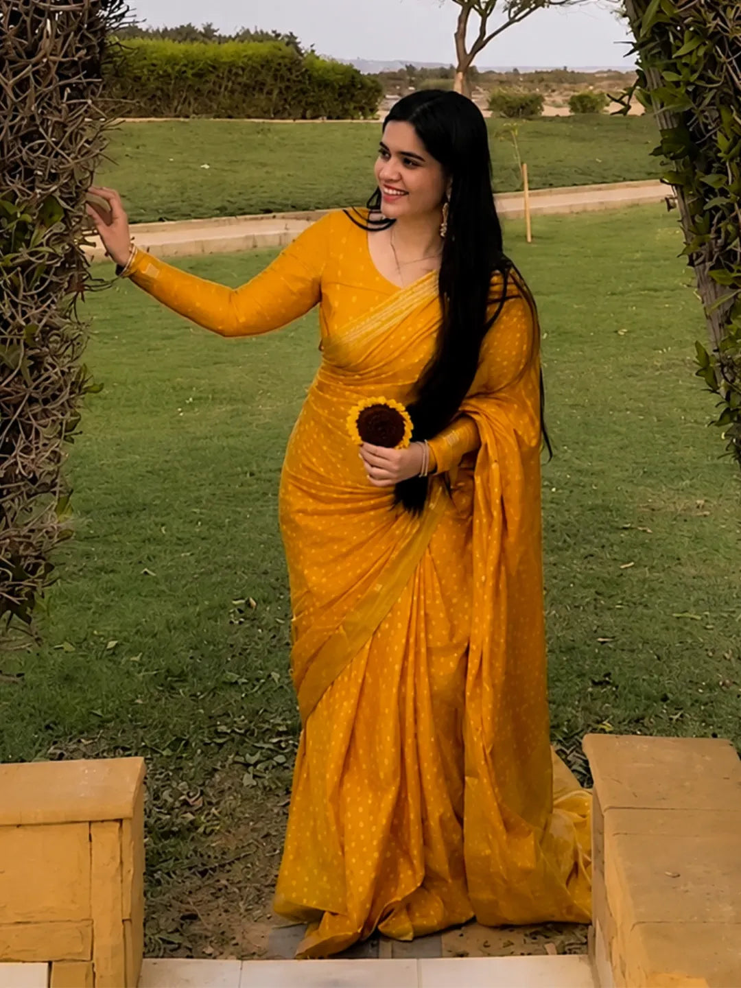 Jaan-E-Jahan - Banarasi Chunri: Zaafran