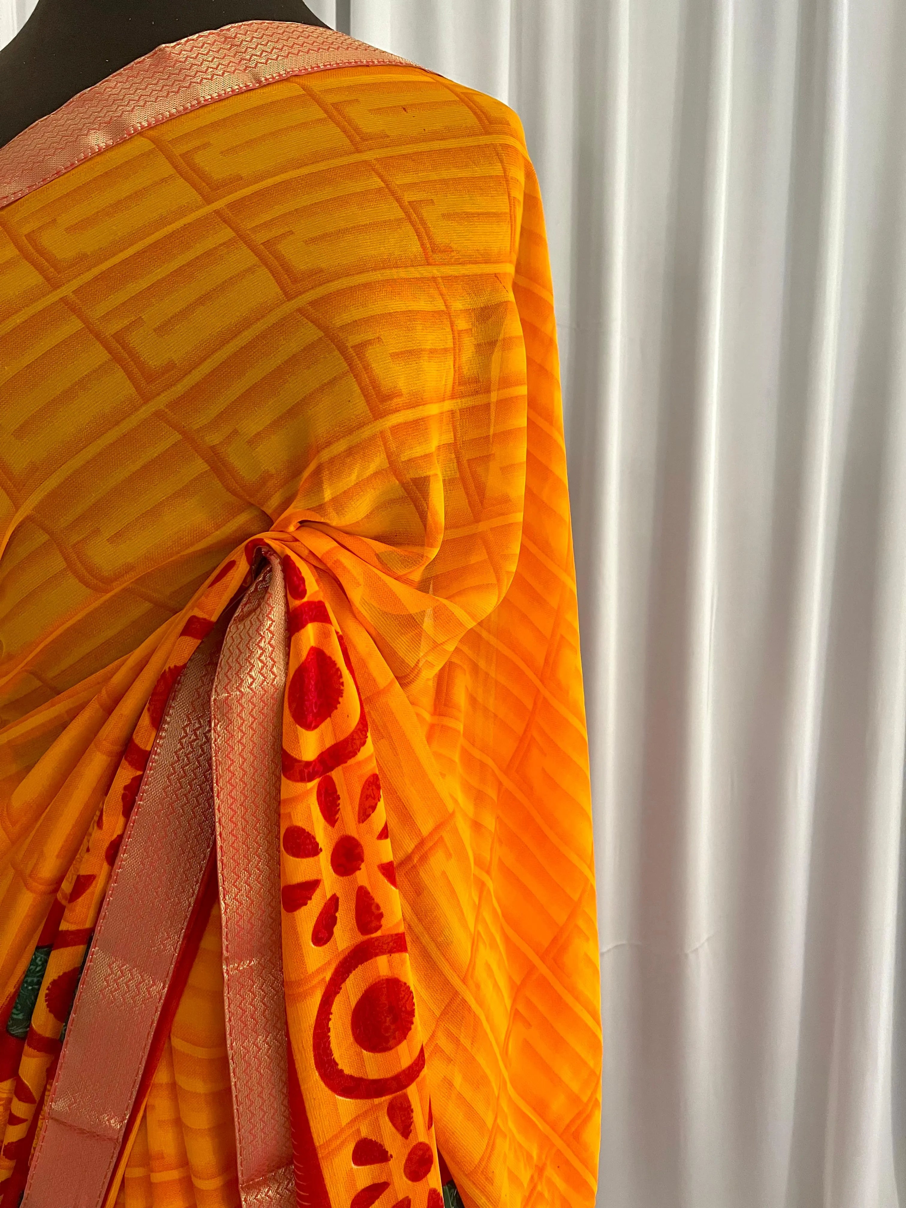 Chiffon Dholki: Zunaira