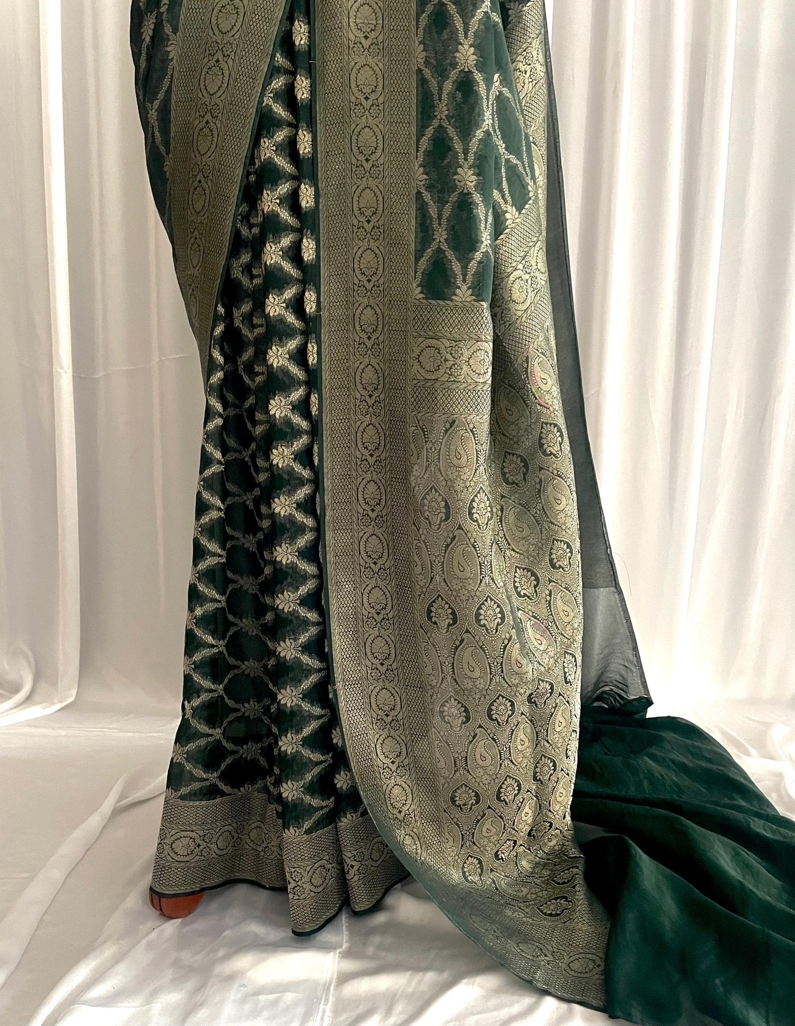 Chiffon Banarsi Jamavar: Evergreen