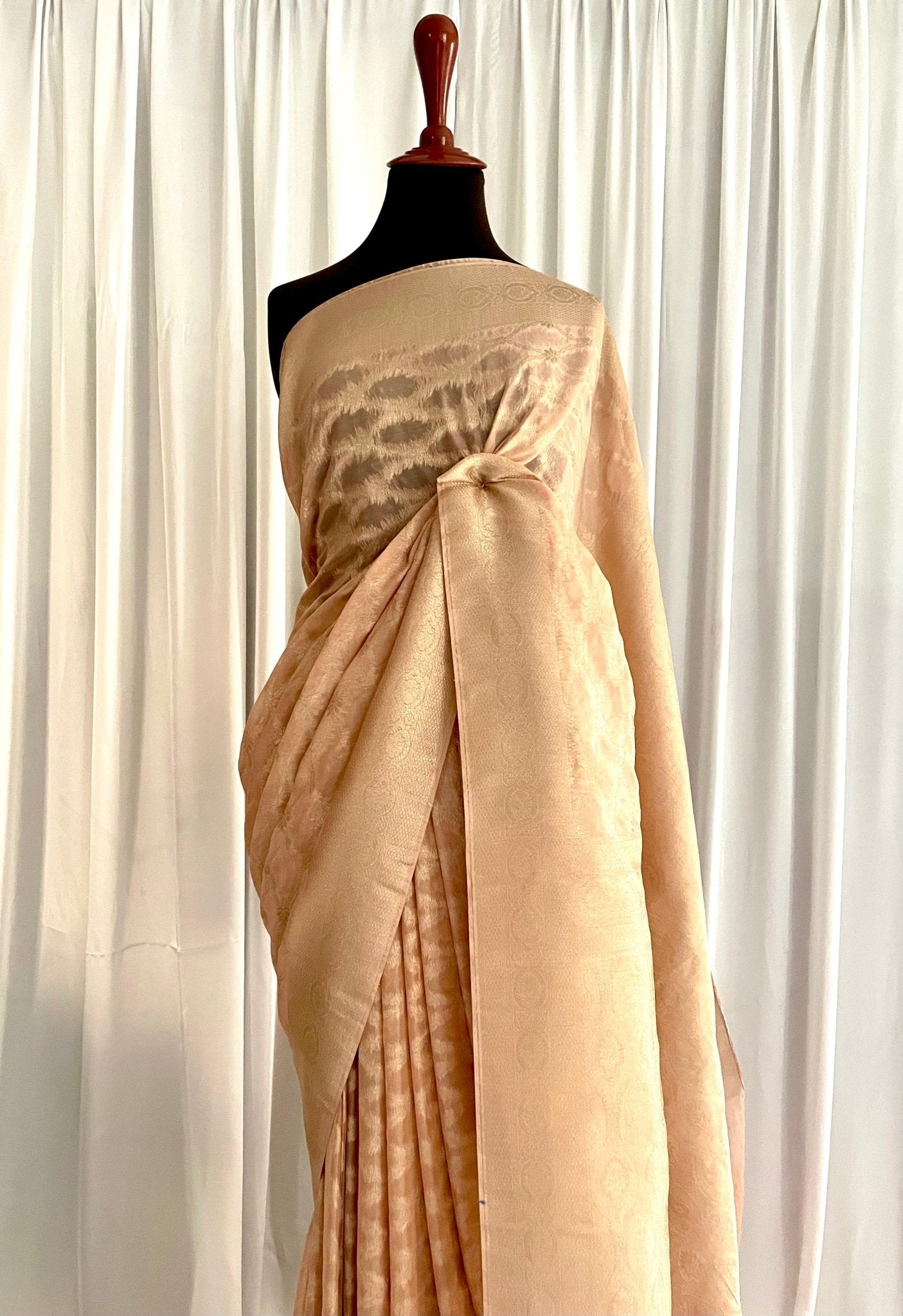 Chiffon Banarsi Jamavar: Peach Pearl