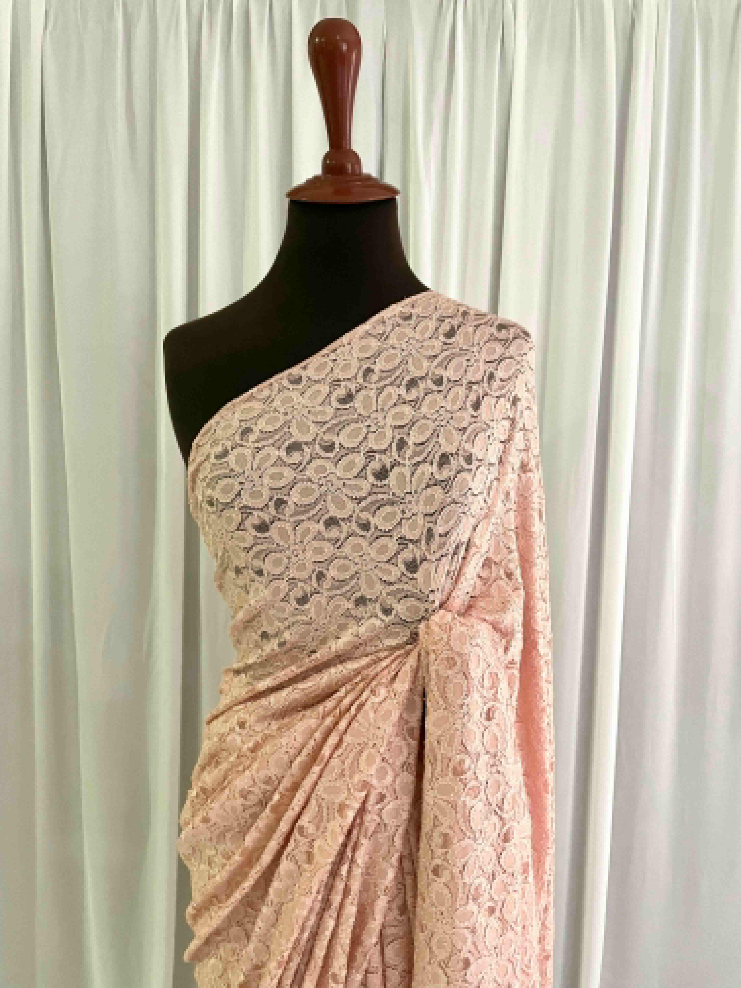 French Chantilly: Dentelle