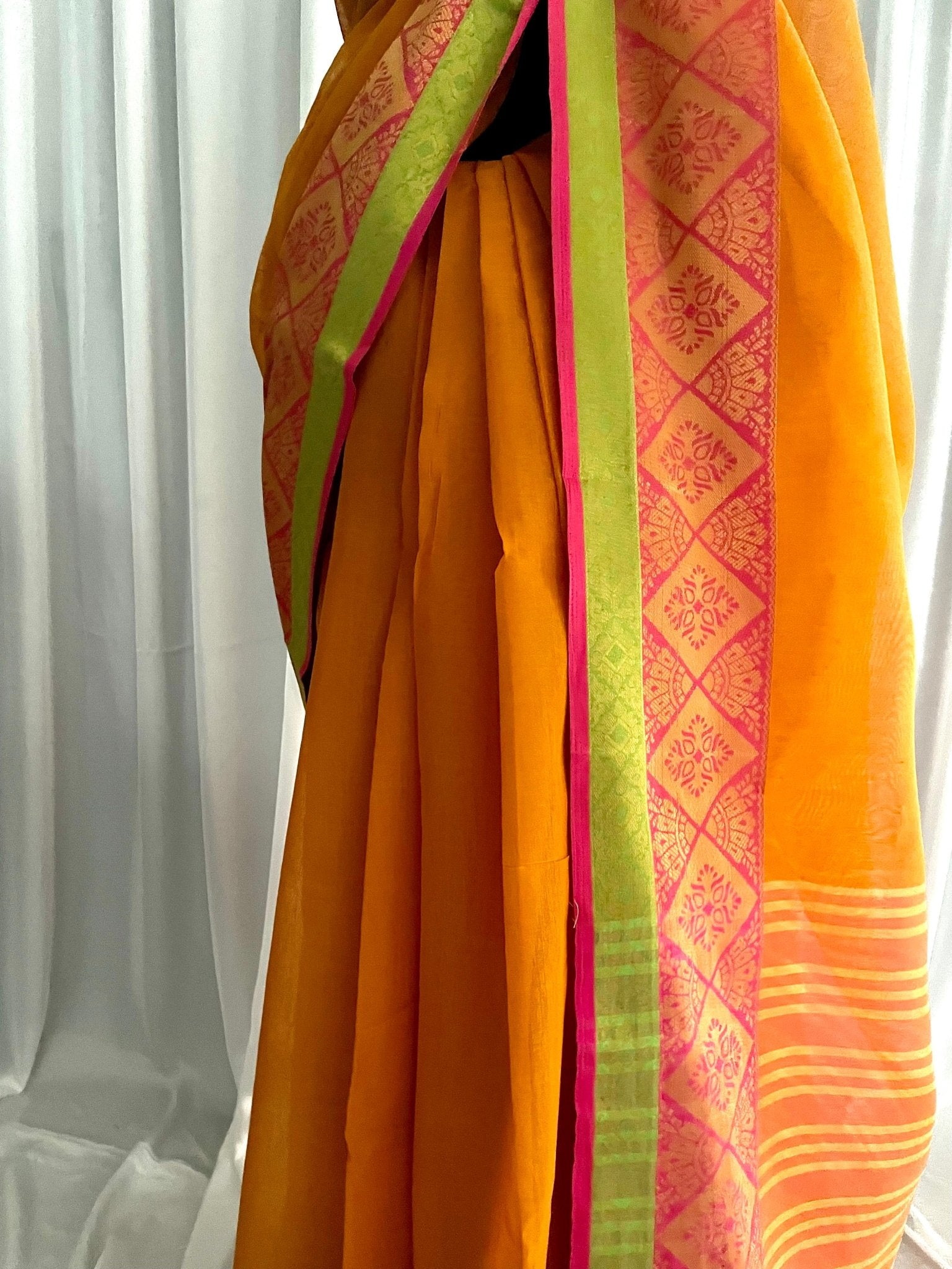 Dholki Cotton Silk: Zara