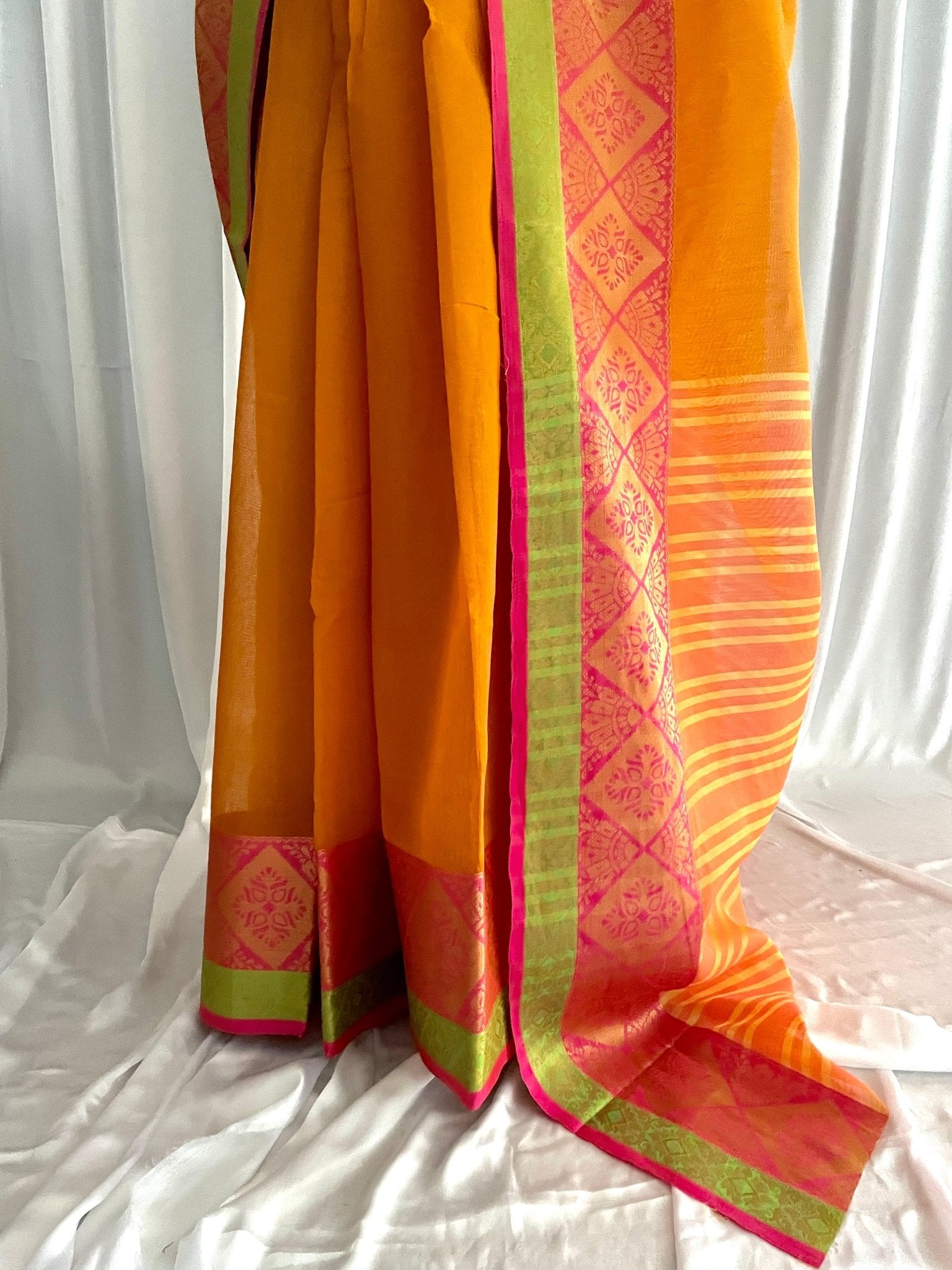 Dholki Cotton Silk: Zara