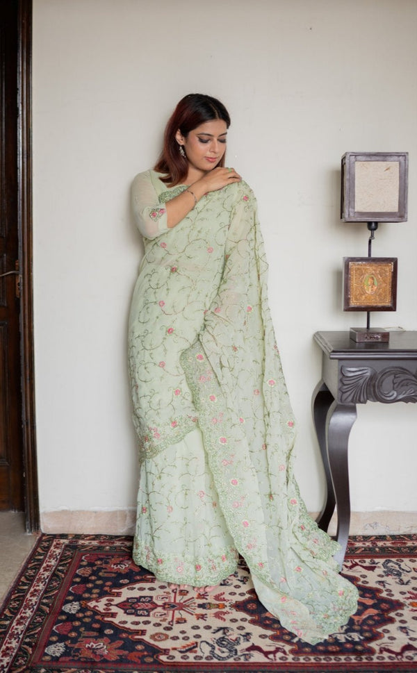 Mint Embroidered Chiffon: Daim