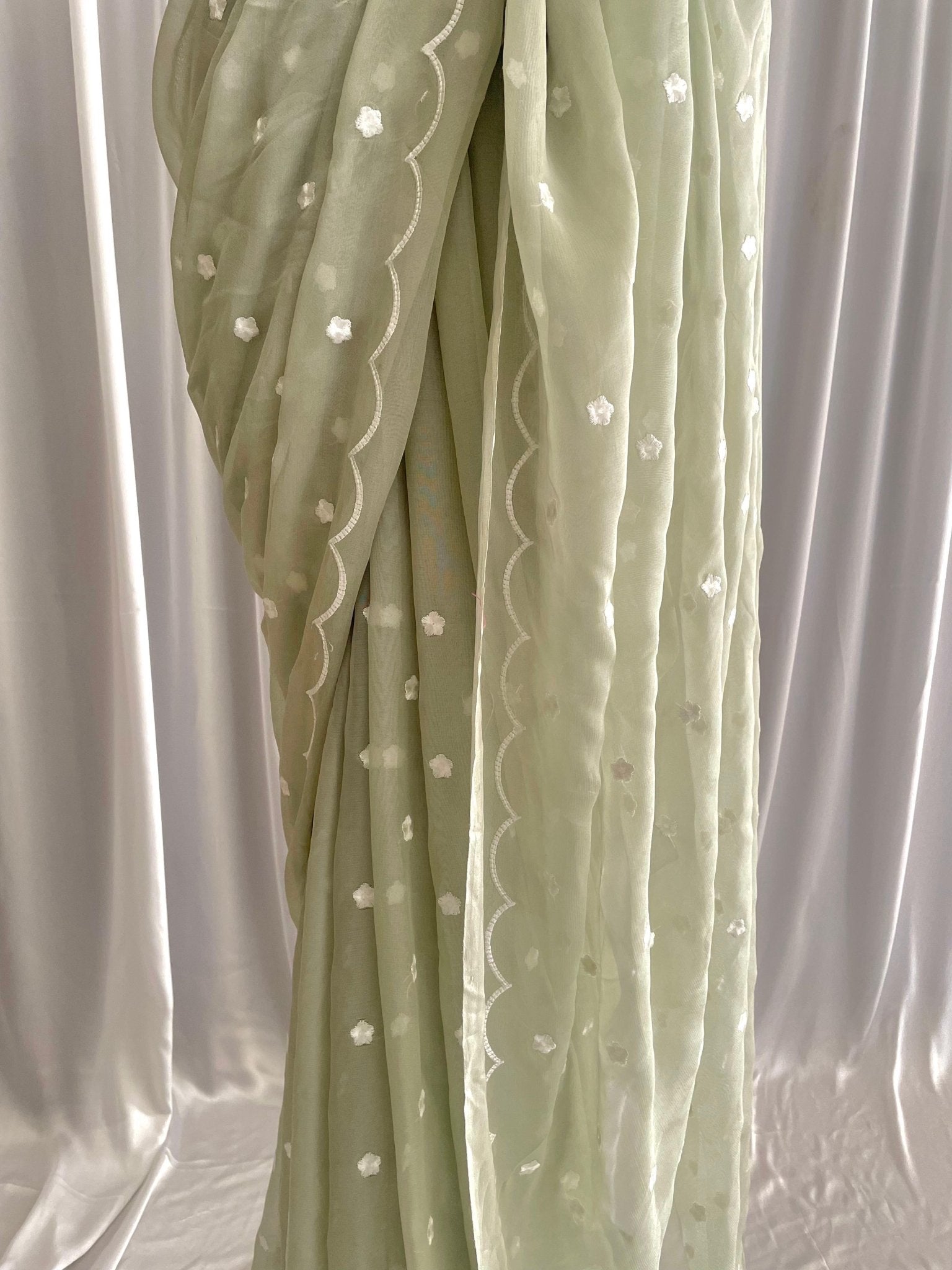 Embroidered Chiffon: Neha