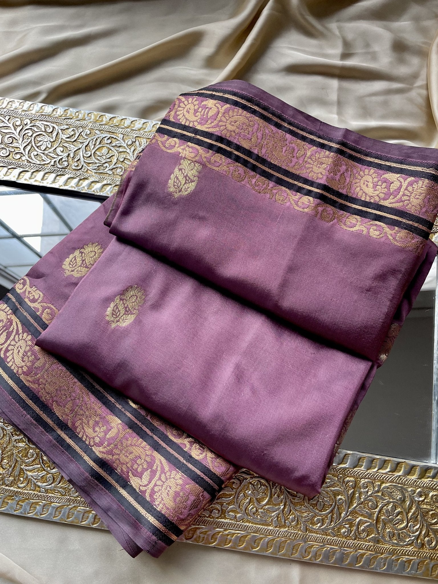 Hayat Banarsi Silk: Lilac Plum