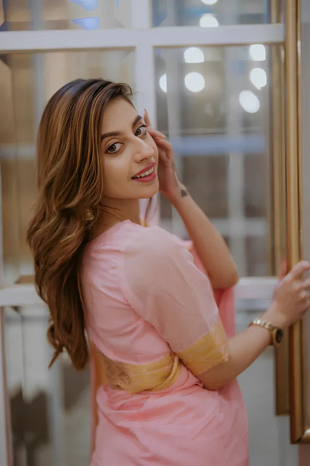 Rozana Saari: Narmeen نرمین