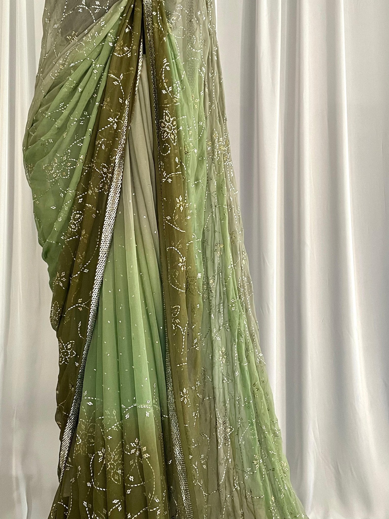 Pure Kamdani Mukaish: Meher
