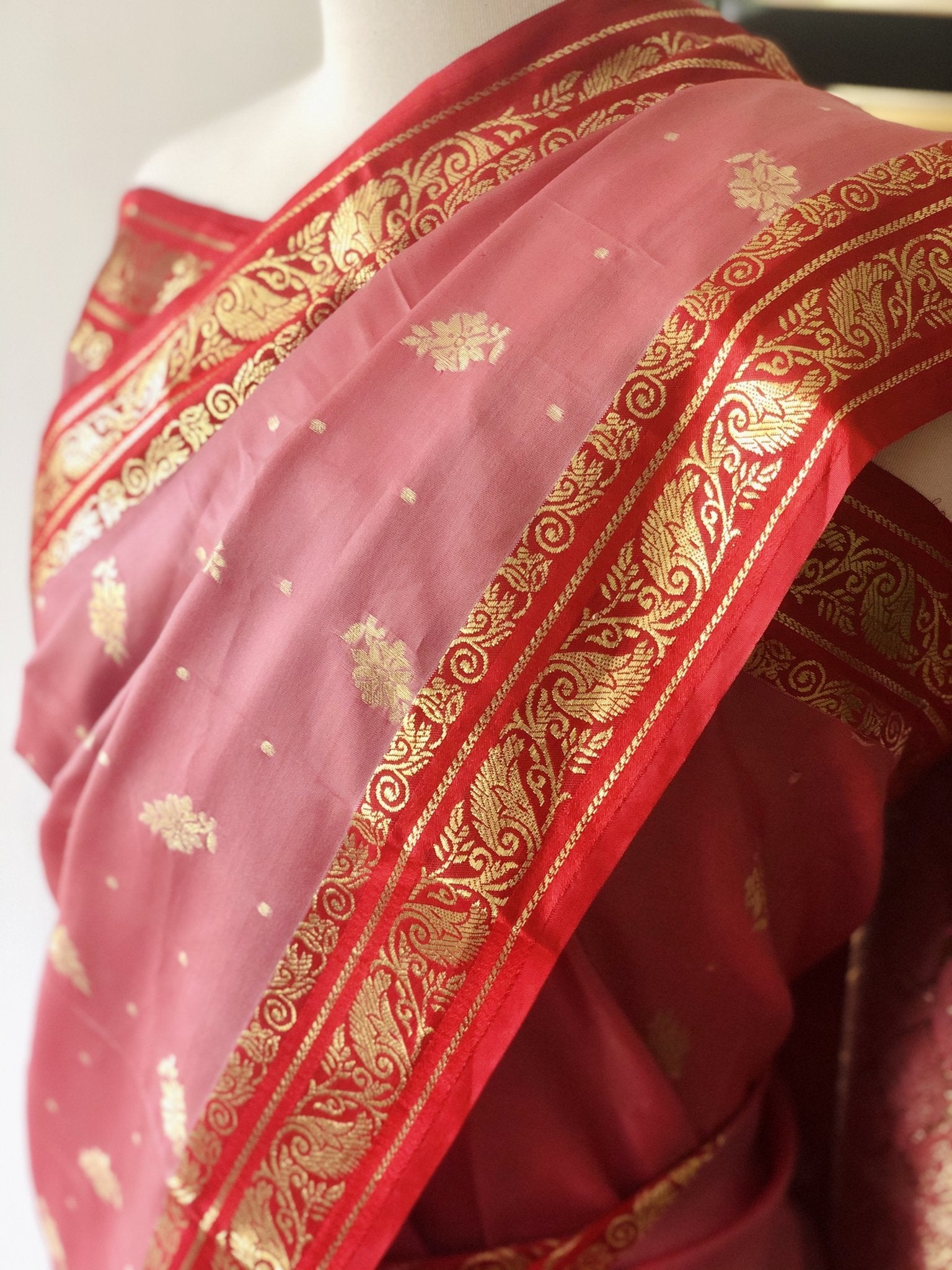 Riwayti Banarsi Silk: Umara & Kashaf Pink