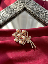 Saari Brooch - Shimmer Bloom