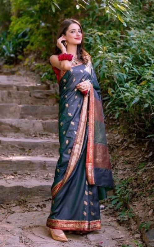 Riwayti Banarsi Silk: Bottle Green