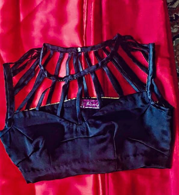 Spider Neck Blouse